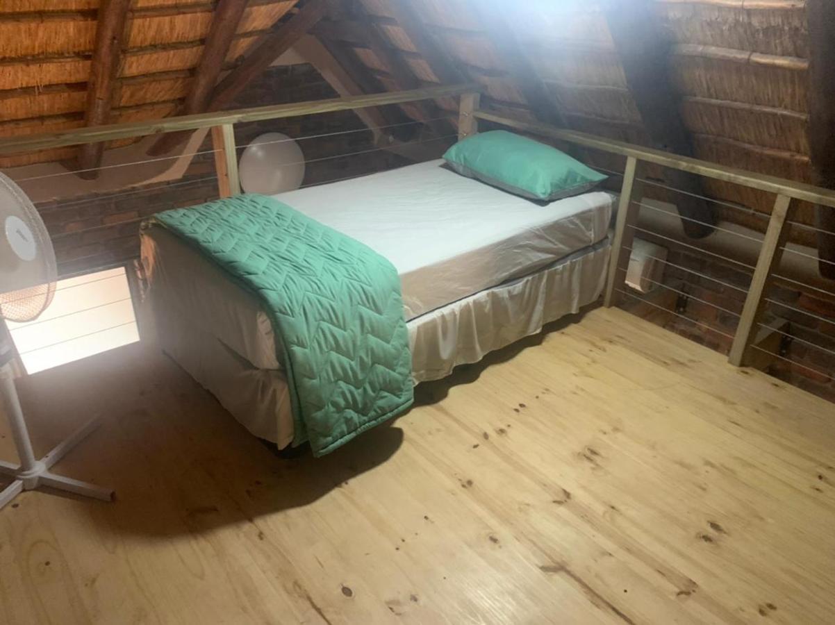 Athule Inn Marloth - Units Marloth Park Ngoại thất bức ảnh