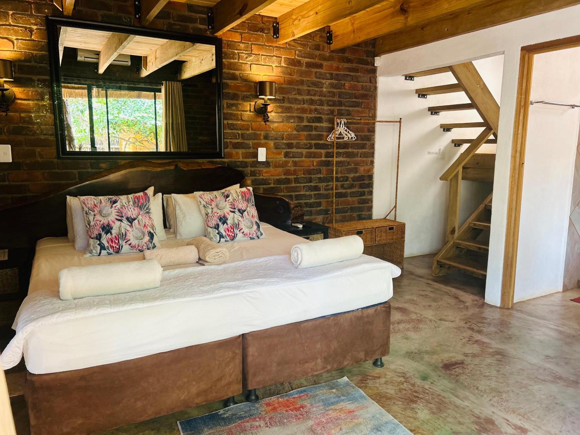 Athule Inn Marloth - Units Marloth Park Ngoại thất bức ảnh
