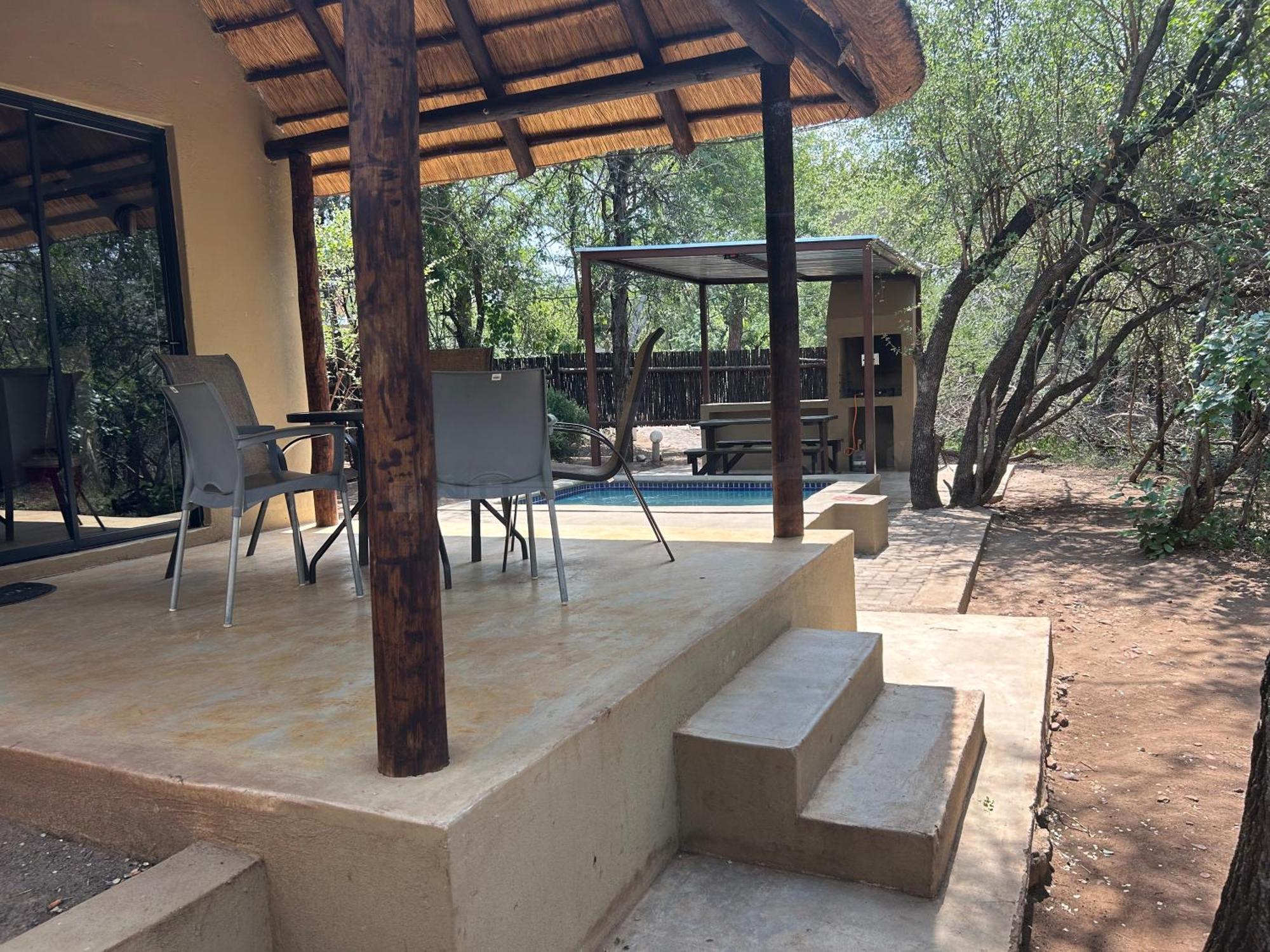 Athule Inn Marloth - Units Marloth Park Ngoại thất bức ảnh